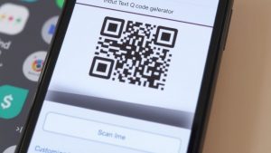 QR-код с контактами: создайте защиту для ваших вещей онлайн