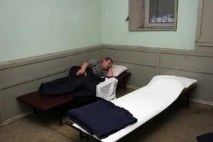 "Трезвый угол: как частный вытрезвитель спасает репутации и жизни"